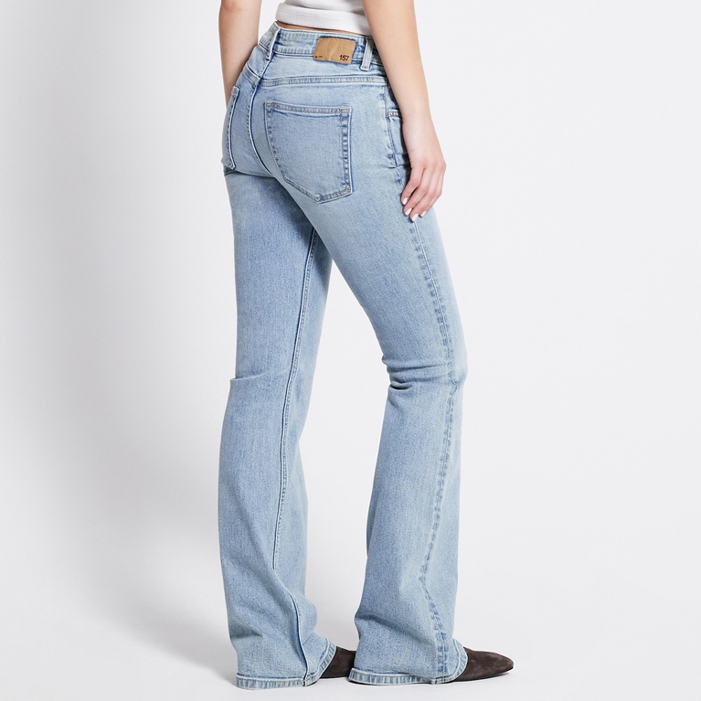 Low waist bootcut jeans "Low Boot" Light blue
